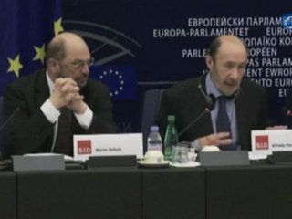 Visita del candidato del PSOE, Rubalcaba, a Estrasburgo.