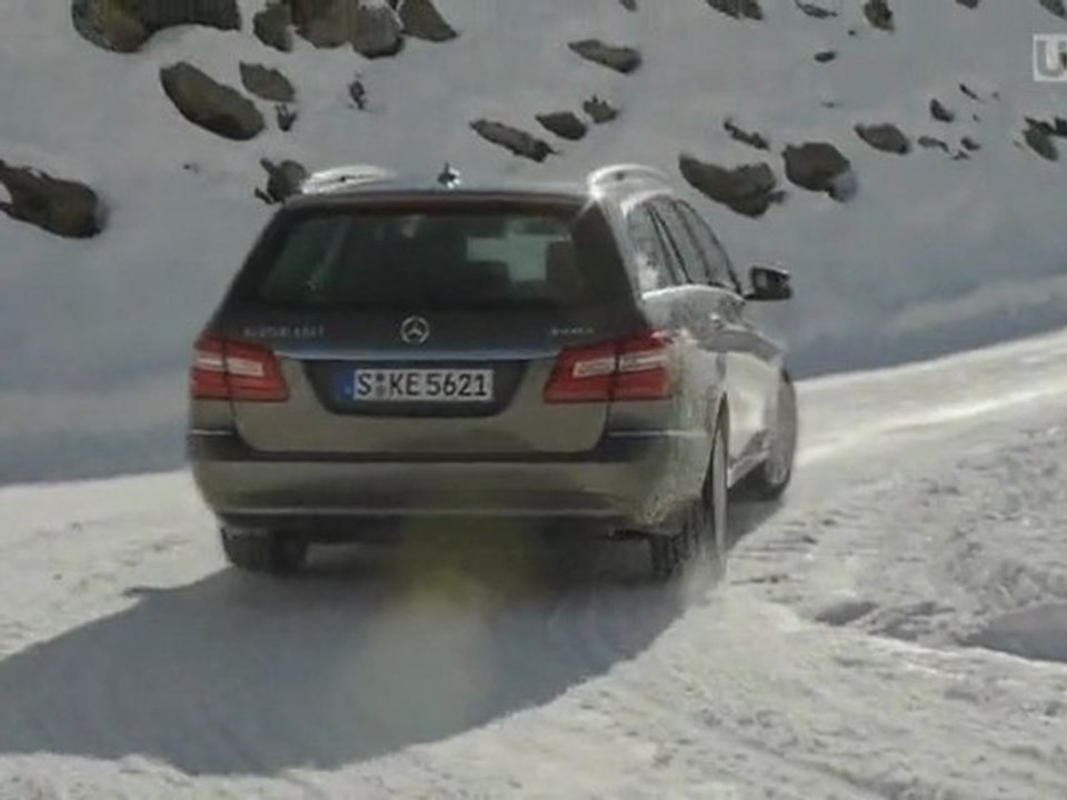 Mercedes im Schnee