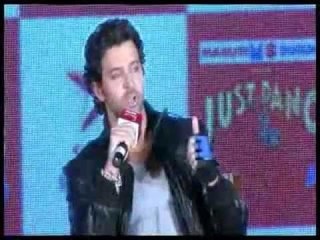 Hrithik Roshan Dances with The Media - Just Dance - Press Conference