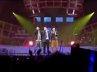 คอนเสิร์ต ถึงไหนถึงกัน 11/12