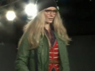 AW Catwalk - Womens 26