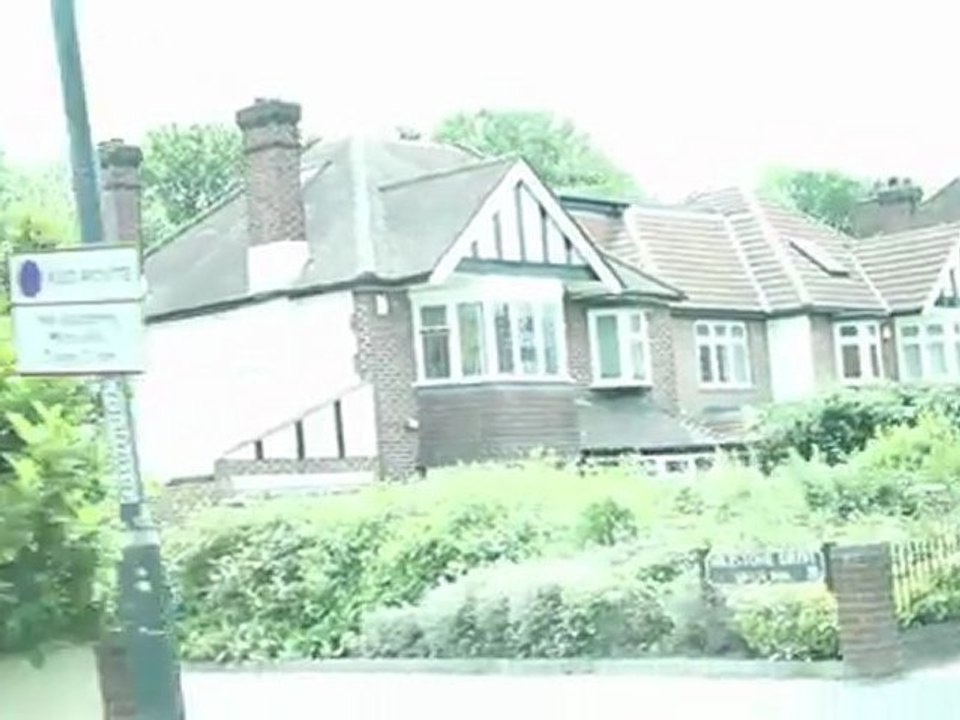 PEPE JEANS Singular Music Festival London, DELOREAN - Arrive