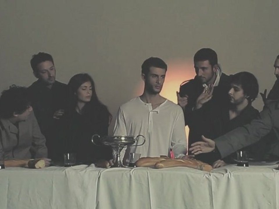 Taj Mahal (Official Video)