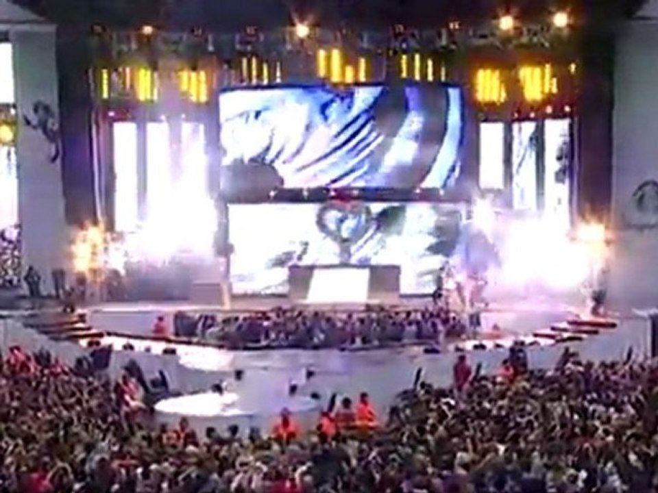 Jennifer Lopez - Im Into You Capital FM Summertime Ball