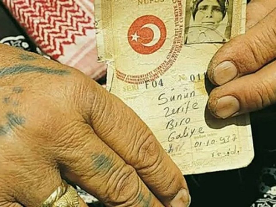 ÜÇ DİL - Yiğit Tuncay