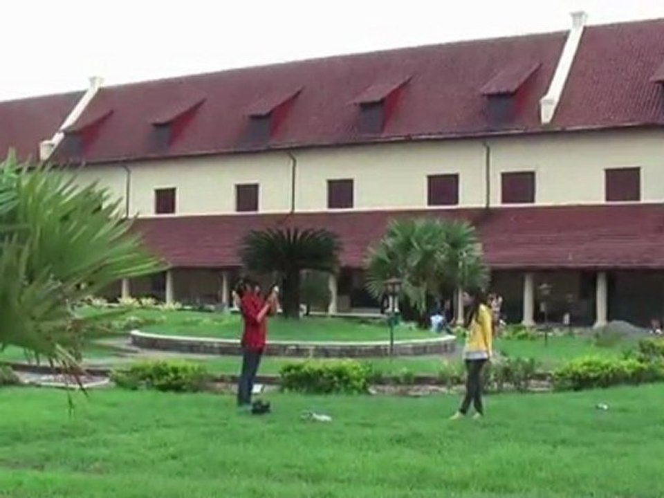 FORT ROTTERDAM : A DUTCH STRONGHOLD AT UJUNG PANDANG