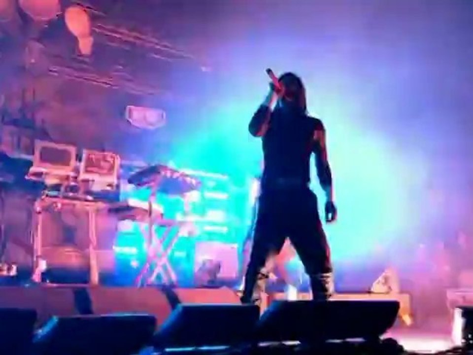 The Prodigy - Smack My Bi*ch Up (Live At Glastonbury 2009)