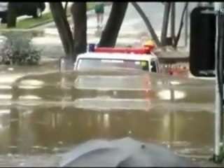 Nik The Greek - Fire Truck Wades Through Deep Flood...