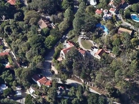 Katy Perry and Russell Brand Unpacking House After Split