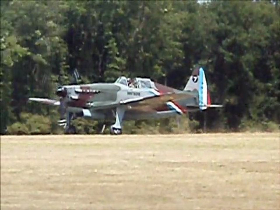 Morane-Saulnier MS-406 à Cerny/La Ferté-Alais 2011