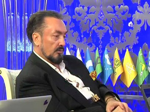 Bütün sevgiyi ve bütün dikkati Allah'a vermek gerekir.