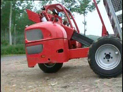 MANITOU TMT Canlı Kümes Hayvanı Yükleme Taşıma