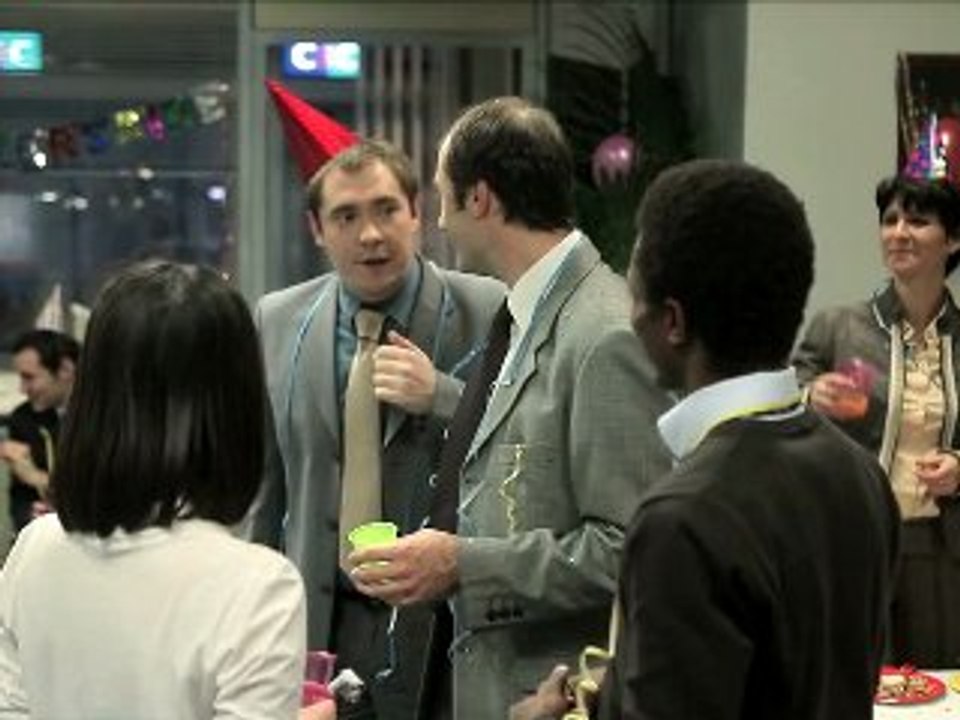 Episode 17 - 20:16 - Des nouvelles d'en face