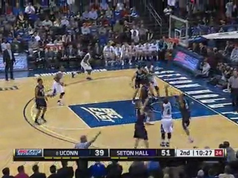 Awesome Seton Hall Bench Reactions
