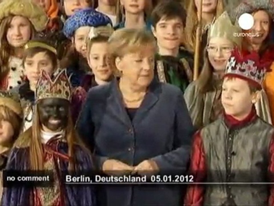 Angela Merkel chante pour les enfants du monde - no comment
