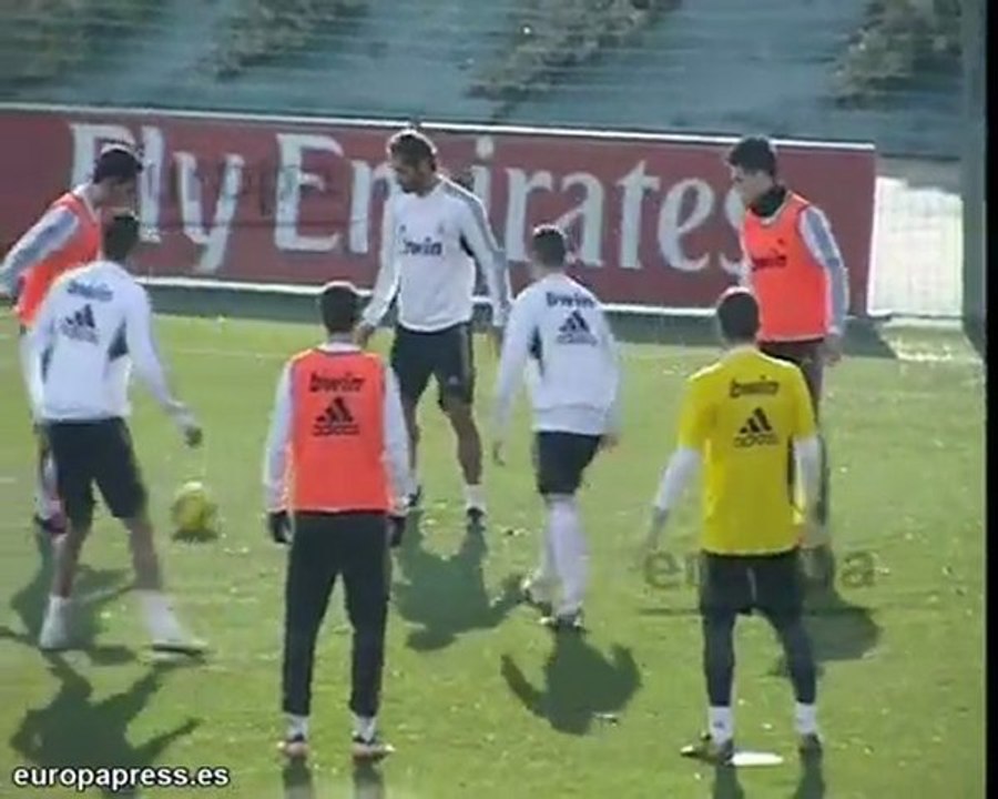 El Madrid celebra el día de Reyes entrenando