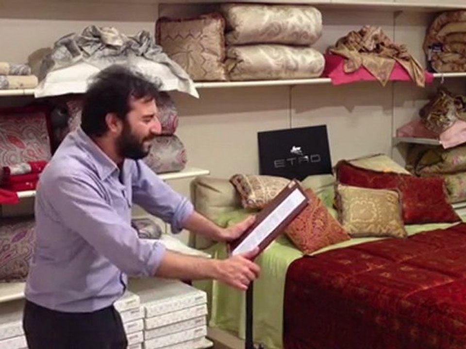 “S.M.S. - Sotto Mentite Spoglie” presso la boutique Vincenzo Leonetti ad Andria