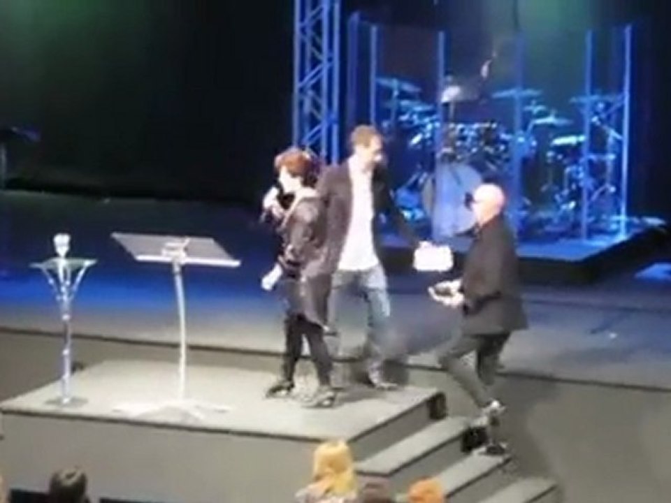 SNTV - Katy Perry Breaks Her Silence Via Twitter