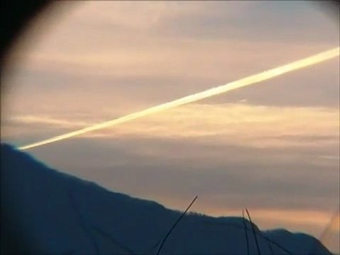 UFO.(chemtrails.).07.2012