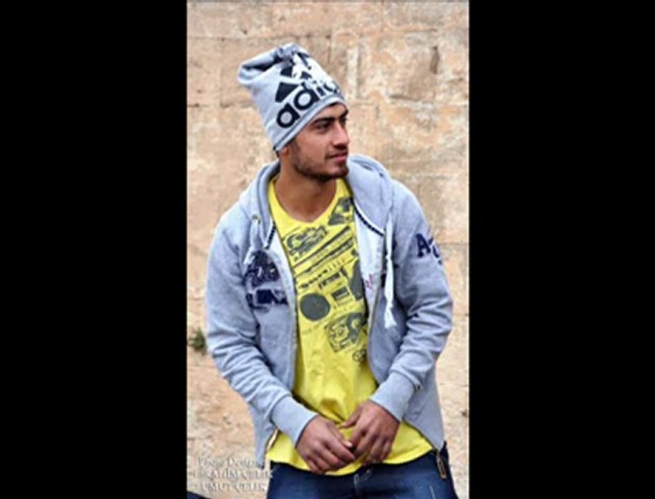 Komutan Feat Baran Aşil - Dönuyomu Dünya  (2012)