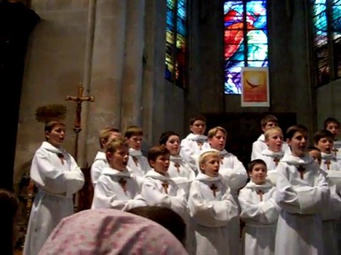 Les Petits Chanteurs à la Croix de Bois Pueri Concinite Crépy en Valois 02 juin 2006