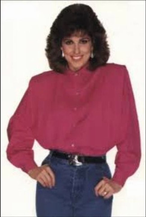 Charly McClain - Dancing Your Memory Away