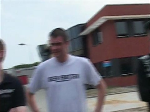 Beter Kom Je Niet - The Buildup