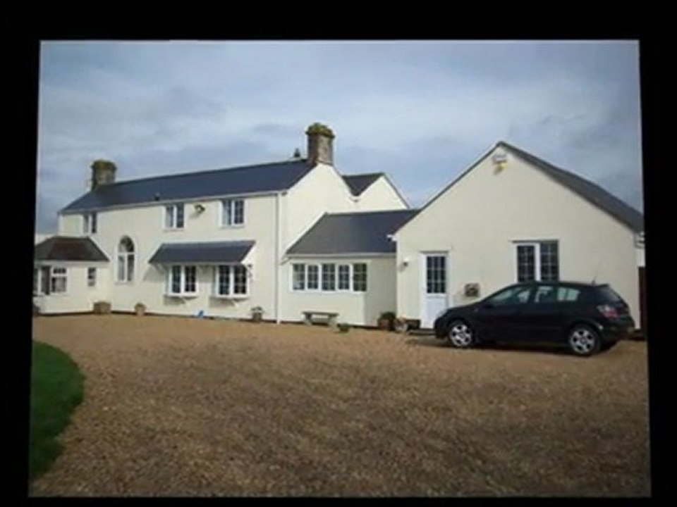 External rendering for homes with problem walls that need damp proofing or decorating