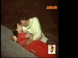 Thodi Si Zameen Thoda Aasman Tinkon Ka Bas Ik Ashiyan (Bhupinder Singh & Lata) 