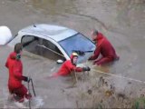 Voiture dans la Bourbince à Montceau-les-Mines : une personne décédée (8/01/2012)