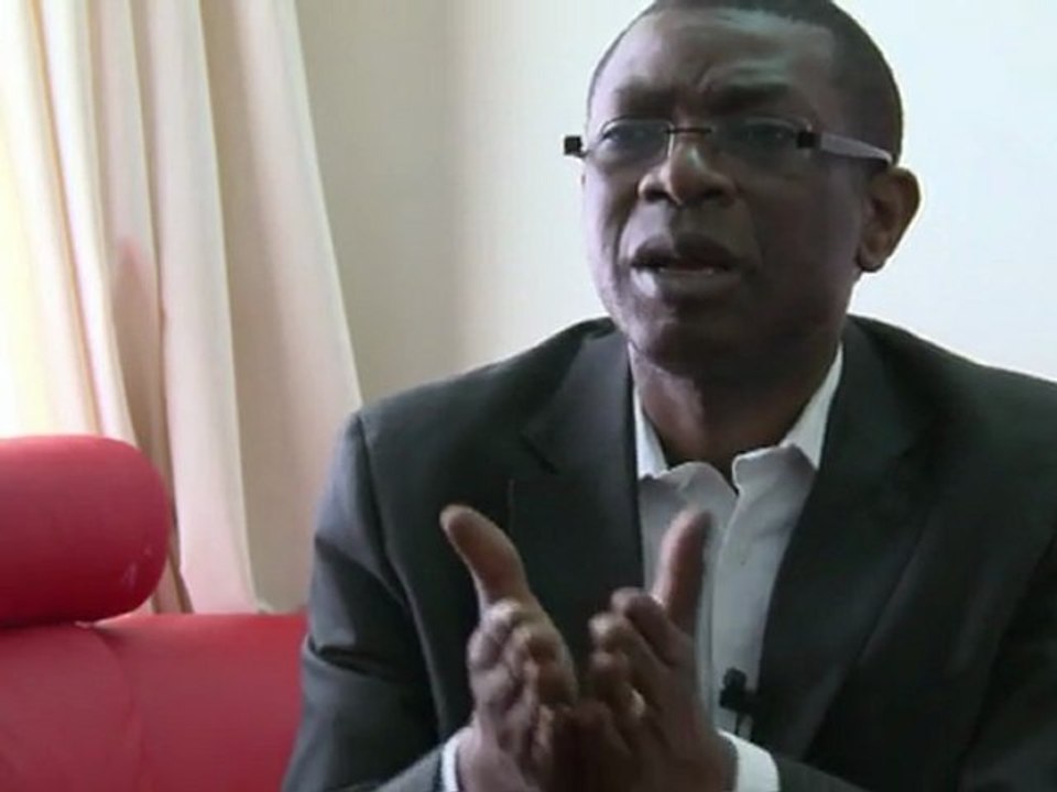 Senegal's Youssou Ndour slams Wade poll bid