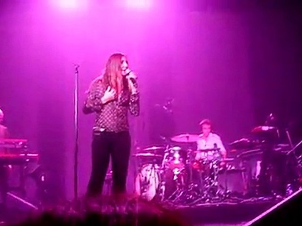 Zazie - Intro [Live @ Transbordeur]