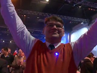 Marine Le Pen: "les classes moyennes, victimes du descenceur social"