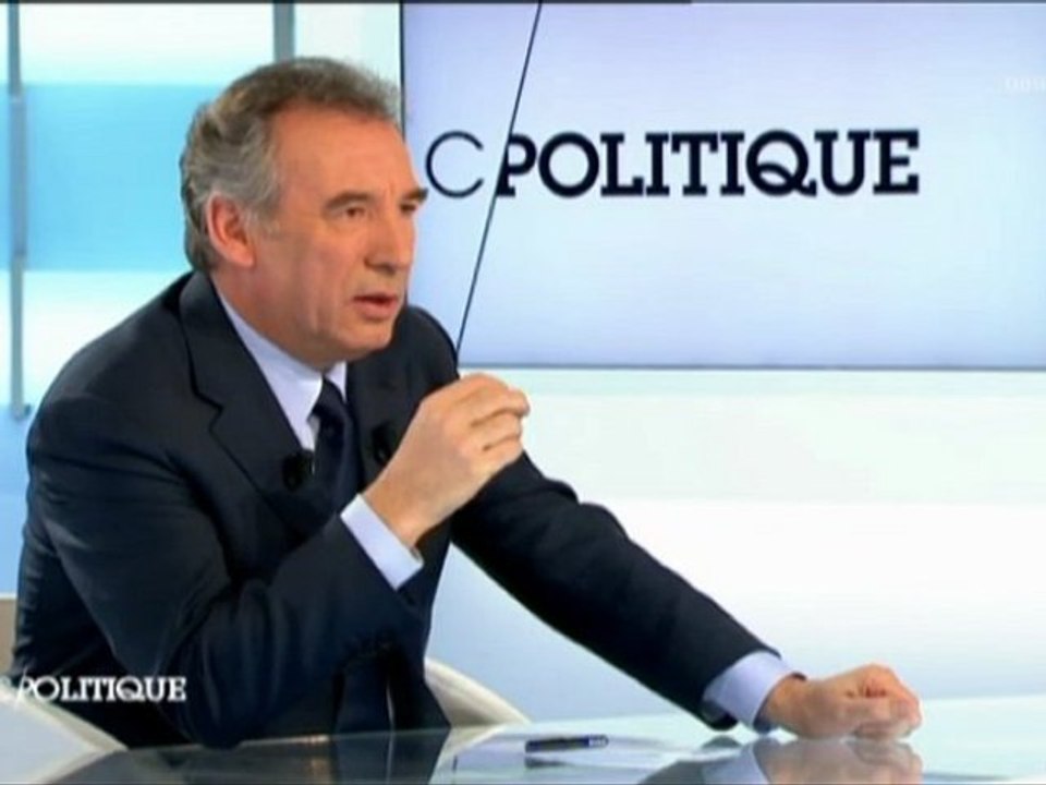 François Bayrou, invité de C/Politique - 080112