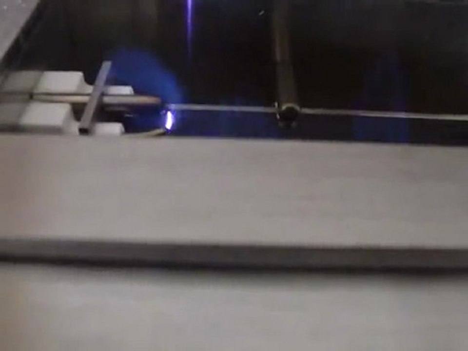 Allumage d'un bruleur ethanol ou d'une cheminee bio ethanol A-FIRE