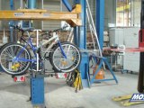 Démonstration produit Mottez: porte vélo sur attelage plateforme 2 vélos