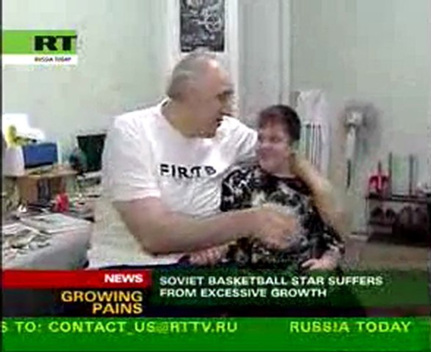 Lifes a nightmare for 2.5 metre basketball star