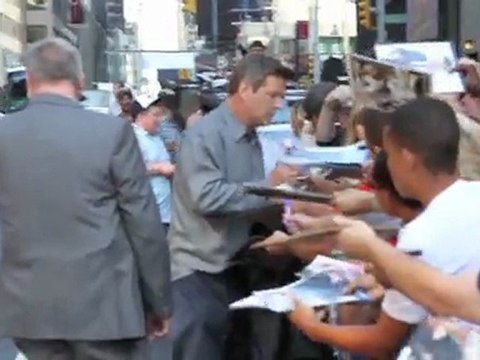 Alec Baldwin Returns to Twitter