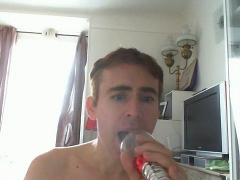 Wiwi égratigne promise de Ciara