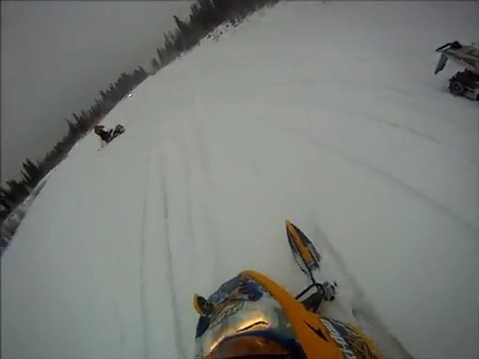 Crash motoneige