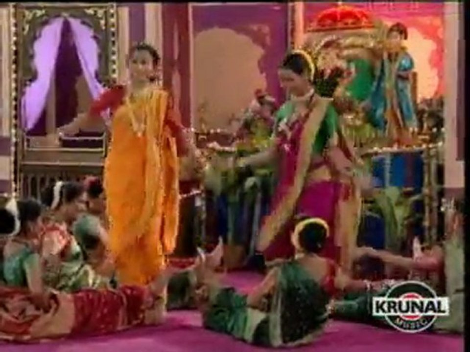 Ganesh Chaturthi Songs - Karad Kolhapurchya Gauri - Runzun Tya Pakhara (Gaurigeet)