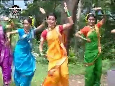 Navratri Devotional Songs - Sundar Sapan Padal Bai Ga - Mahlaxmi Aaicha Kiti Thata