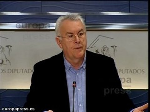 Cayo Lara critica las ayudas a la banca