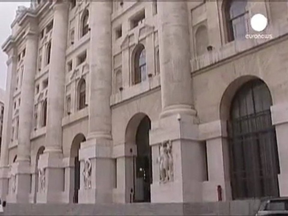 Shaky start for UniCredit rights issue