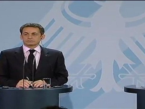 Merkel y Sarkozy anuncian que el pacto fiscal podría sellarse en marzo