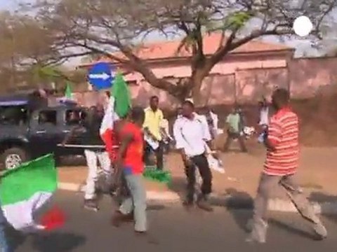 Grève générale au Nigeria : au moins trois morts dans...