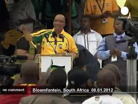 Jacob Zuma se transforme en chanteur pour... - no comment