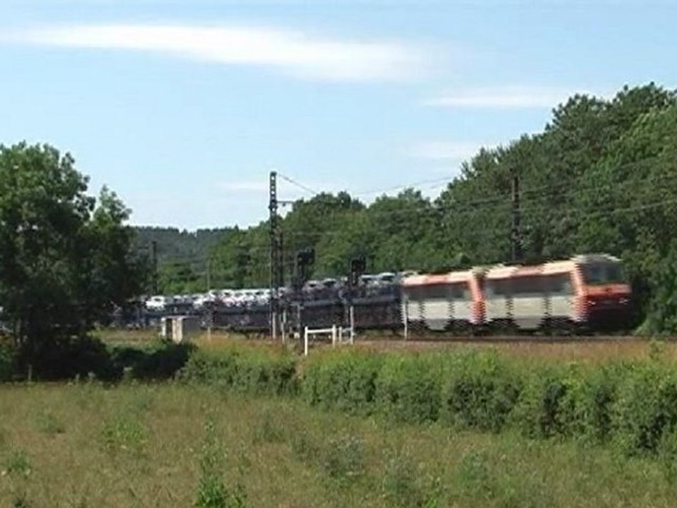 Défilé de trains en Bourgogne , été 2010
