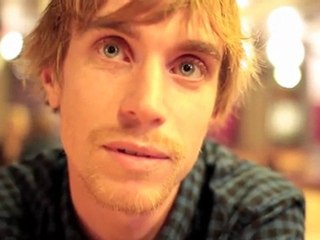 Interview de Ben Mazué "Les Yeux Dans Les Yeux"