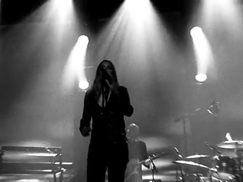 Zazie - Aux Armes Citoyennes [Live @ Transbordeur]